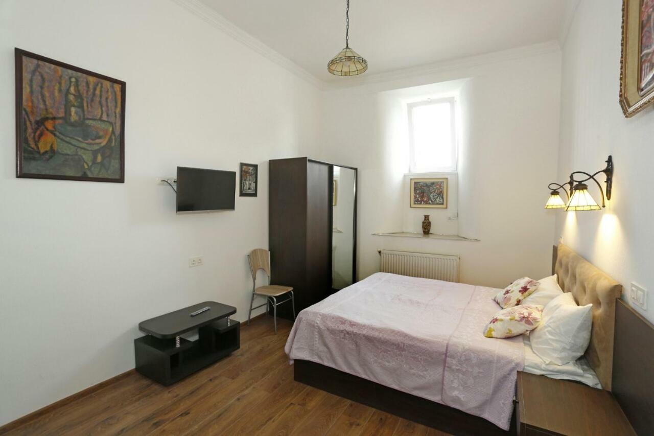 Old - Gold Gala Apartment Tbilisi Exterior photo